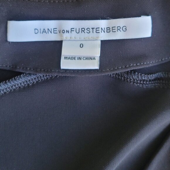 Diane von Furstenberg Jewel Wool Silk Wrap Minidress Size 0 - Picture 12 of 14